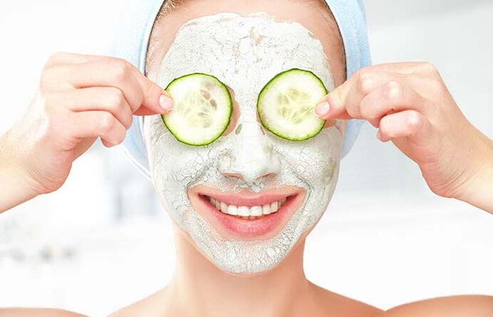 Masque rajeunissant pour la peau à base d'ingrédients naturels